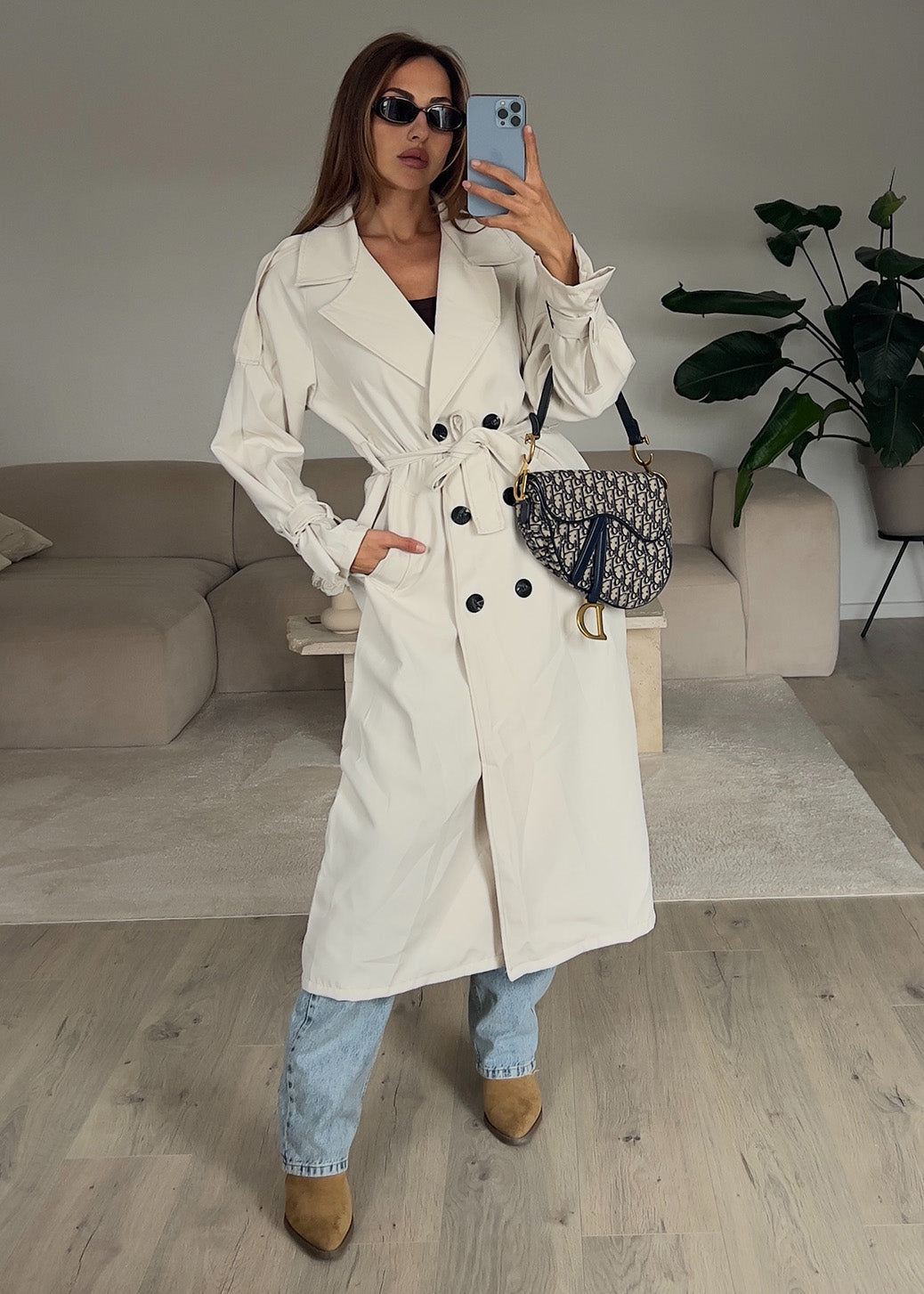 Lightweight Elegant Trench Coat