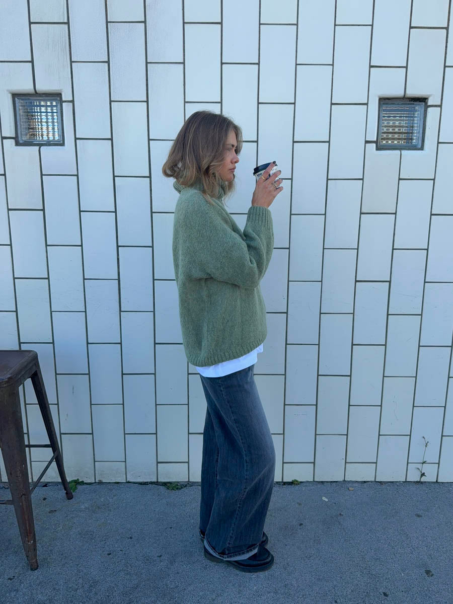 Aurelia | Classic Turtleneck Knit